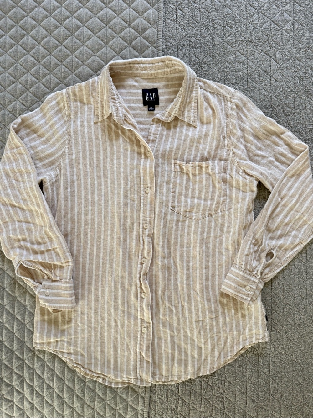 Gap Linen Long Sleeve Button Down